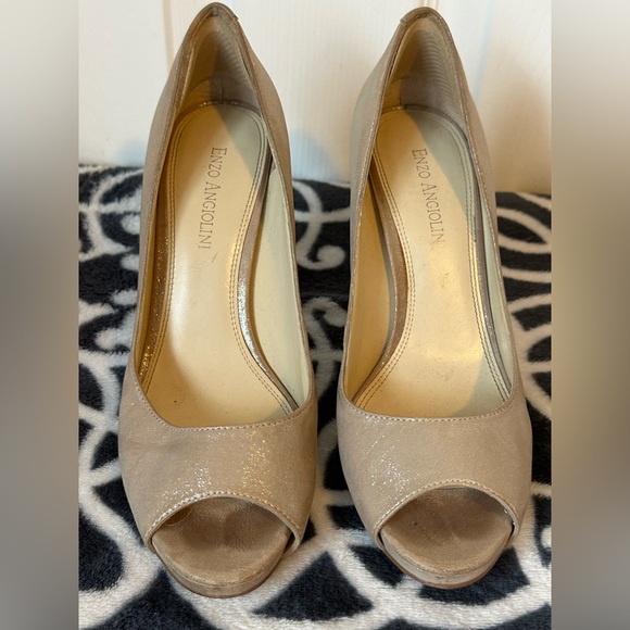 Enzo Angiolini Shoes - Enzo Angiolini Champagne Gold Peep Toe Heels Women’s Size 7M Designer Formal